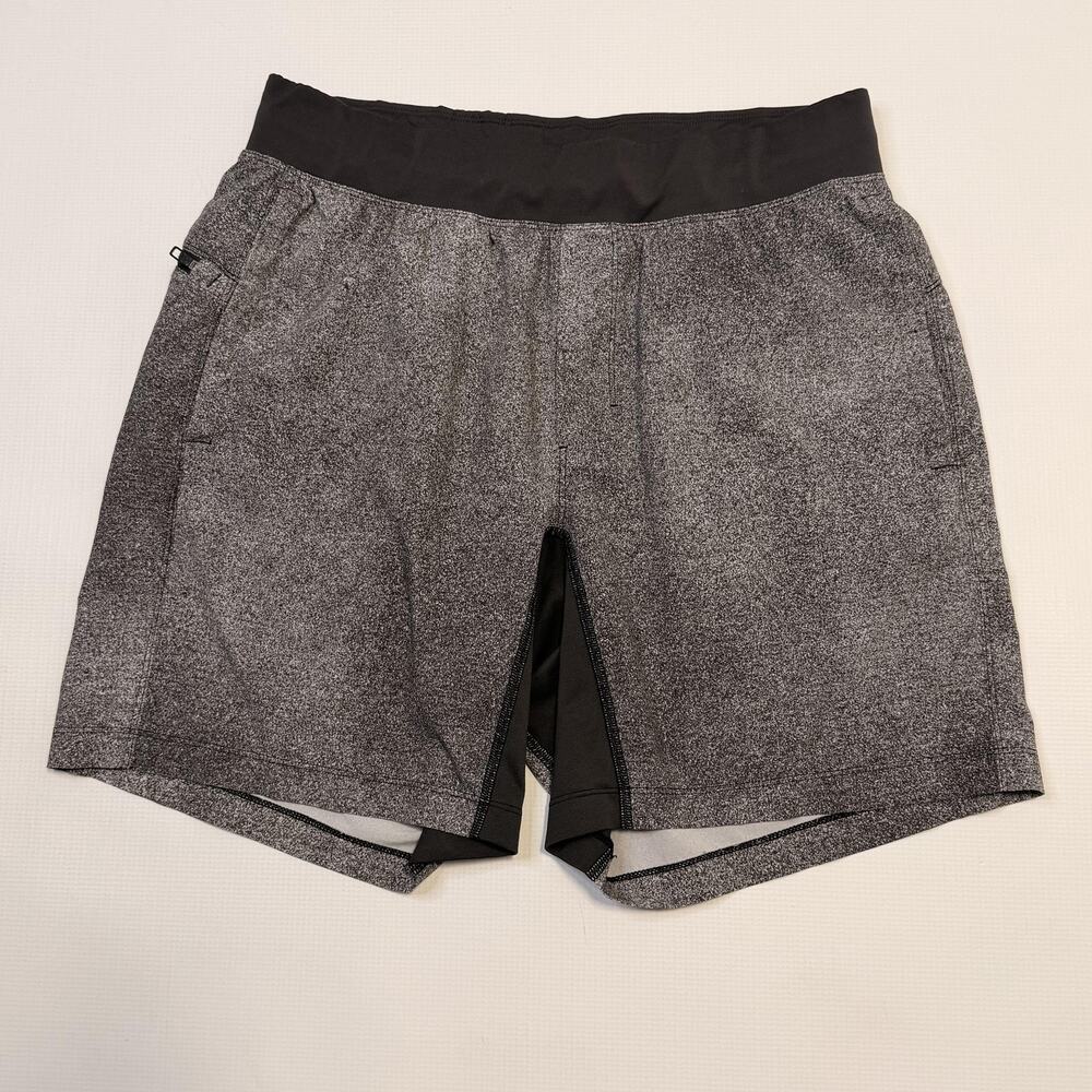 Lululemon Shorts Mens Large Gray Lined 9 Inch Running Athletic Zip Pocket Gym
